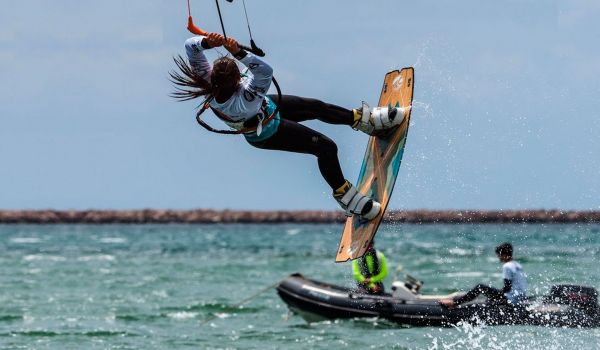 kitesurf Progression<br>mit<br>Motorboot