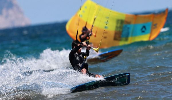 kitesurf Refresher<br>and refinement course