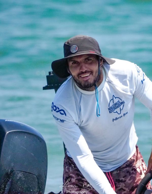 Instructor de kitesurf, windsurf, SUP y Wingfoil