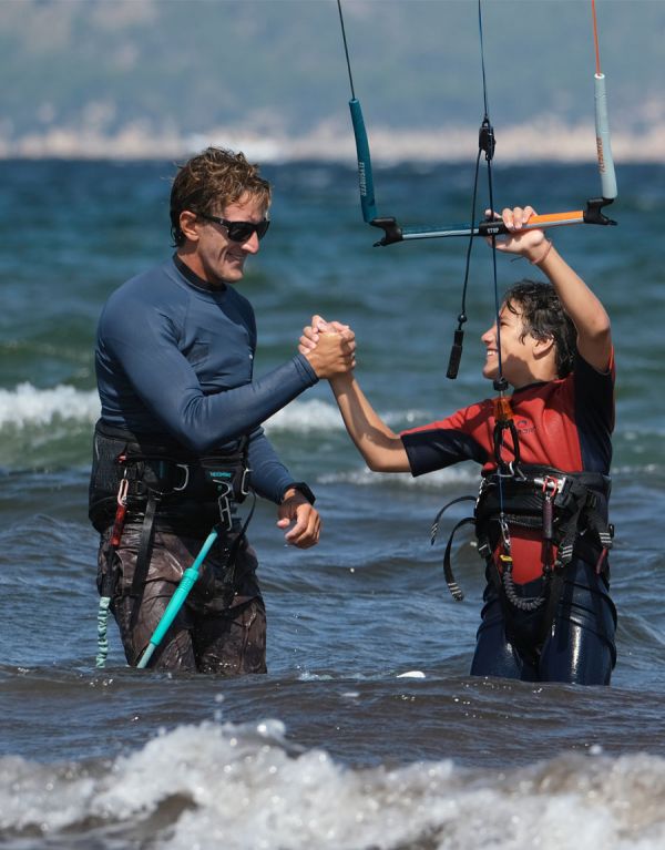 Instructor de kitesurf, windsurf, SUP y Wingfoil