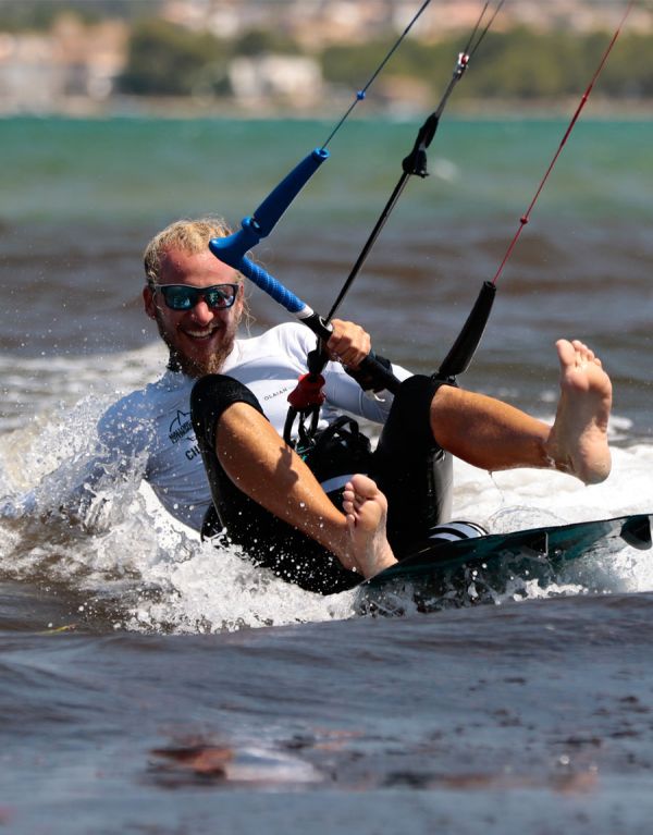 Instructor de kitesurf, windsurf, SUP y Wingfoil